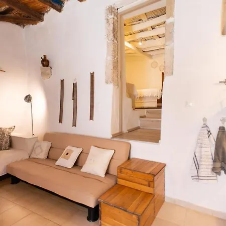 Schefflera Apt, Cretan Traditional House Apartment Kouses