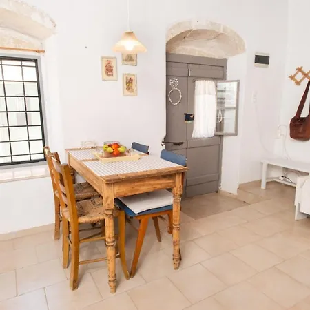Schefflera Apt, Cretan Traditional House