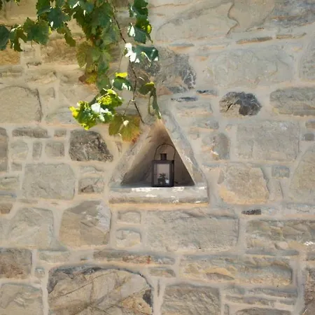 Schefflera Apt, Cretan Traditional House * Kouses